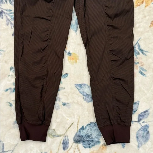 Lululemon athletica Brown Jogger Track Pants 6 - Picture 6 of 10